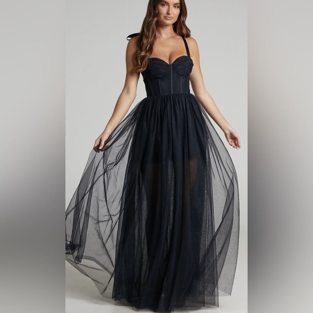 BNWT navy blue tulle dress size 4